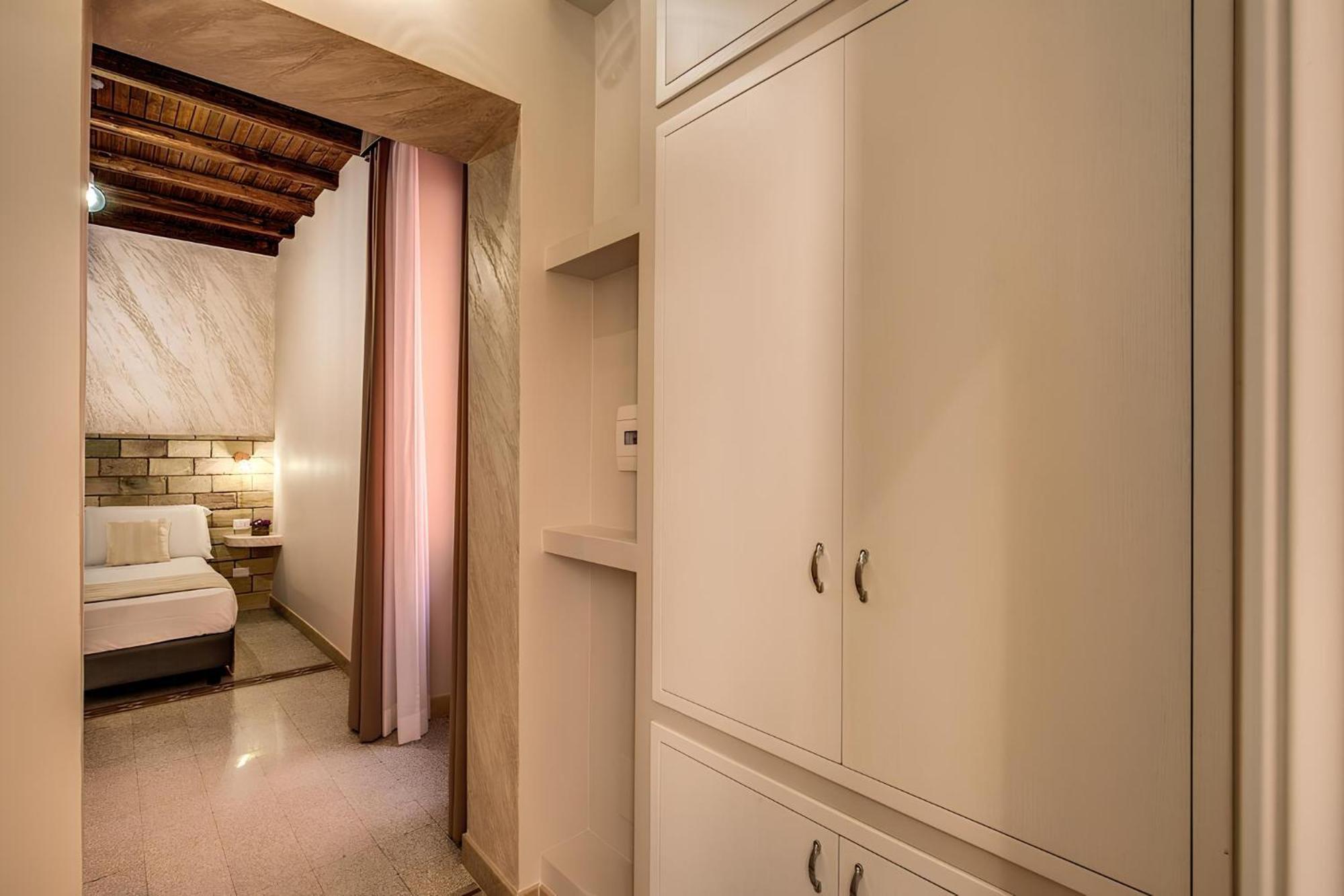 Colosseo Accomodation Room Guest House Rom Exteriör bild